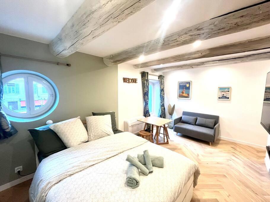 Cocon Cosy Au Coeur Du Vieux Port Lägenhet Marseille Exteriör bild